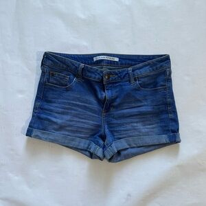 Celebrity Pink Women's Blue Denim Shorts